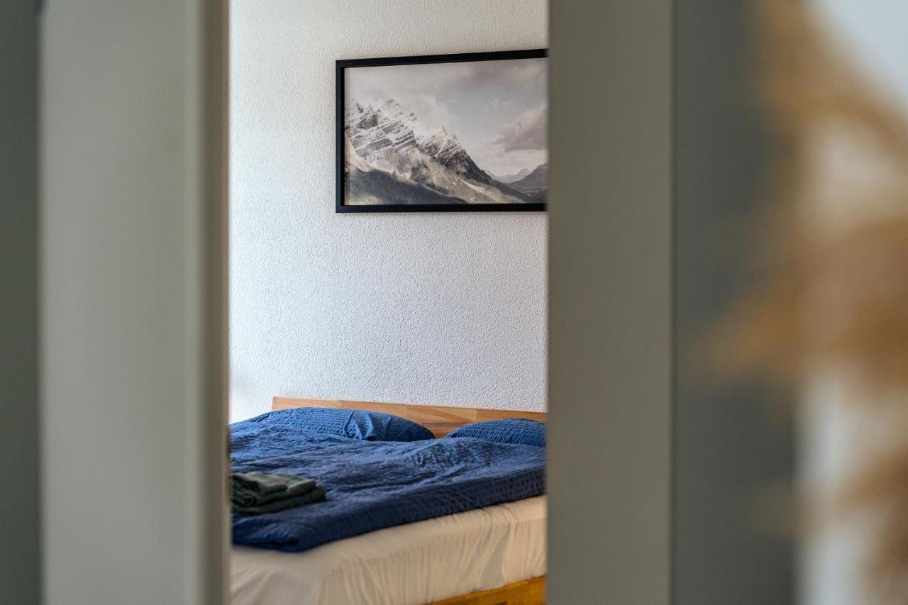 Apartment In The City Center With Free Parking บีล ภายนอก รูปภาพ